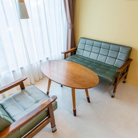 Lunamar Pension Чеджу Екстериор снимка